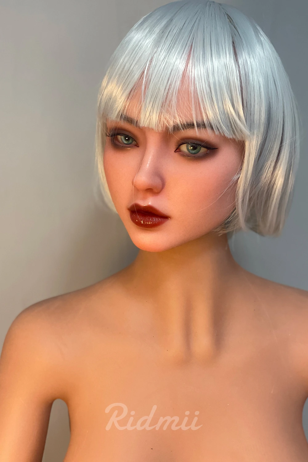 White-haired Sex Doll